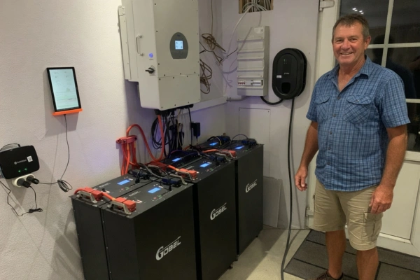 Australian off-grid home with Gobel Power battery installation
